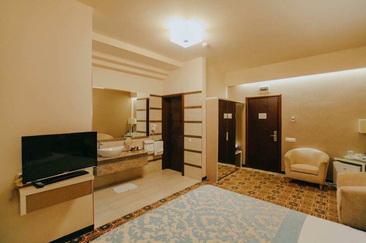 Hotel Romanita Baia Mare Luaran gambar